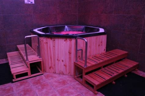 madrid gay sauna|Gay Madrid Guide 2025